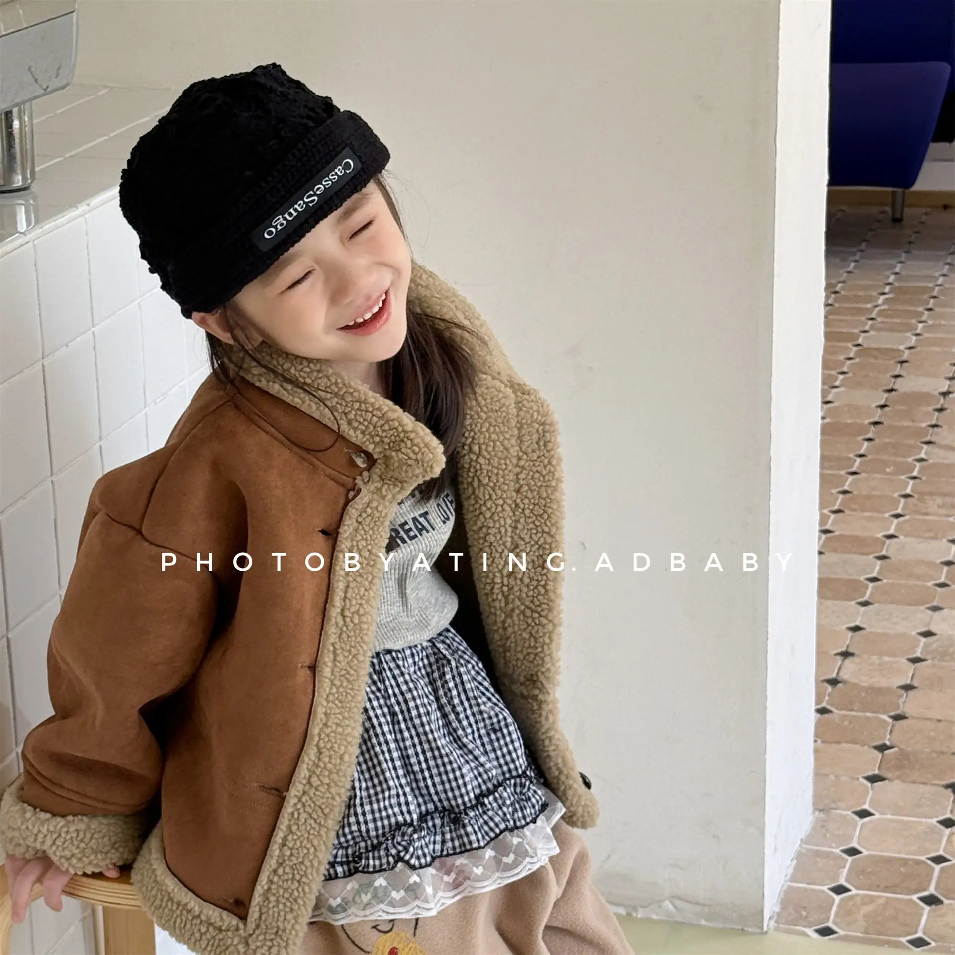 

Girls Lamb Wool Coats 2025 Autumn And Winter Children's Casual Fur Integrated Casual Coat Kids Cotton-padded Jackets