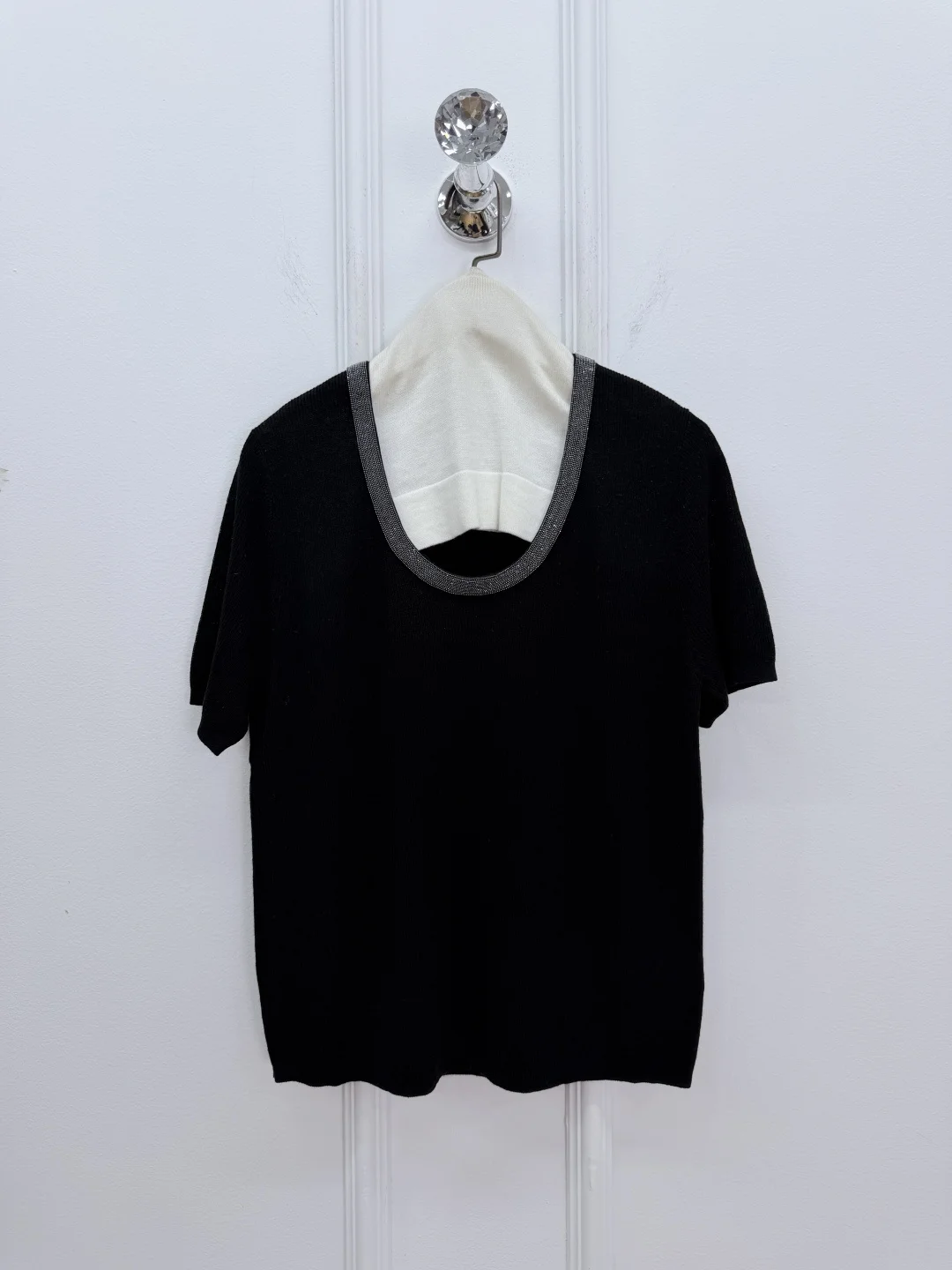 2026 Spring/Summer New Arrival: High-Quality Women'S U-Neck Short-Sleeve Knit Top With Chain Detail