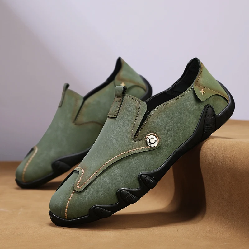 

New 2025 Handmade Leather Casual Men Shoes Design Sneakers Man Breathable Shoes Men Ankle Boots Outdoor Brand Loafer Tods Shoes