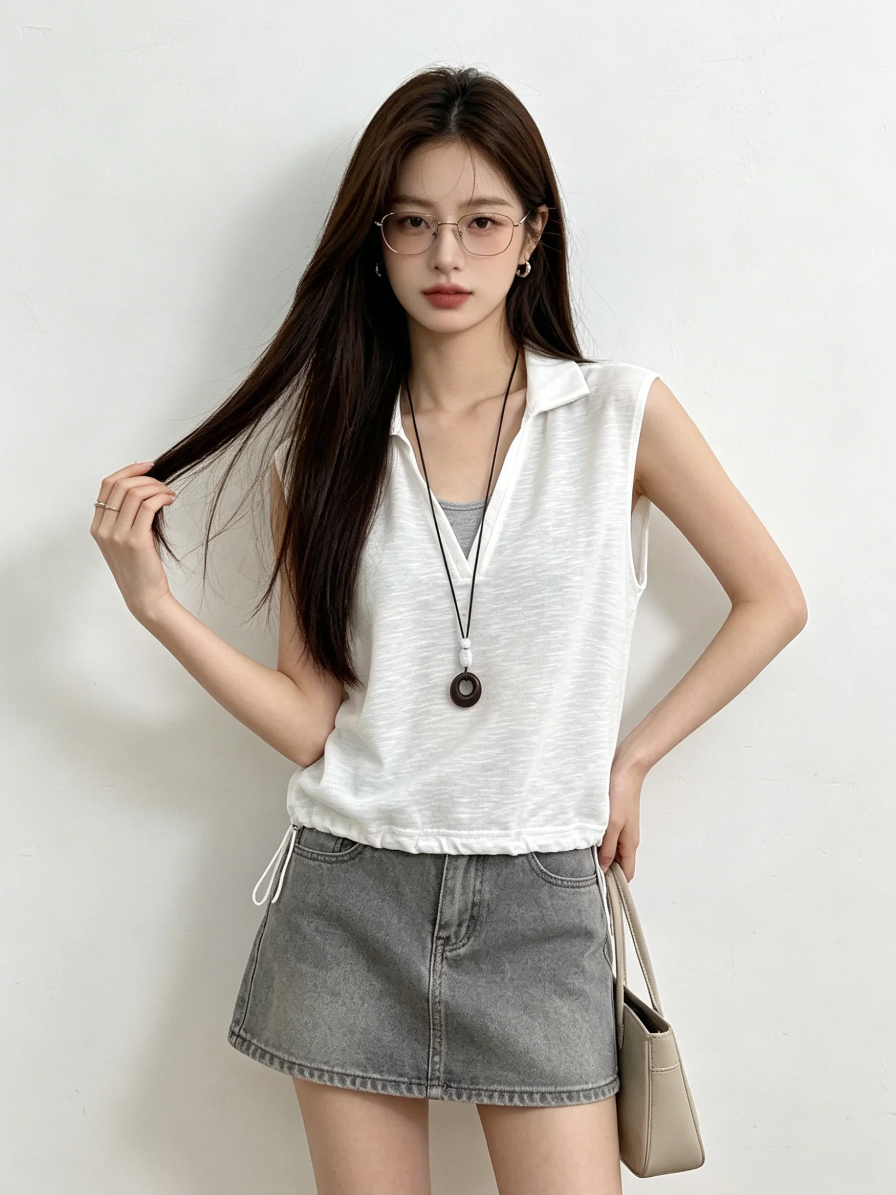 

Summer Commute Versatile Simple Ageless Splice Two-Piece V-Neck Sleeveless Pleated Design Short Shirt Korean Style Loose Fit