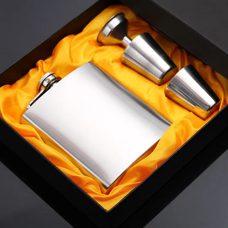 304 Stainless Steel Hip Flask Set, Silver Leak Proof Flask for Liquor Alcohol, 2 Shot Glass, 1 Funnel, Gift Box, 7 oz