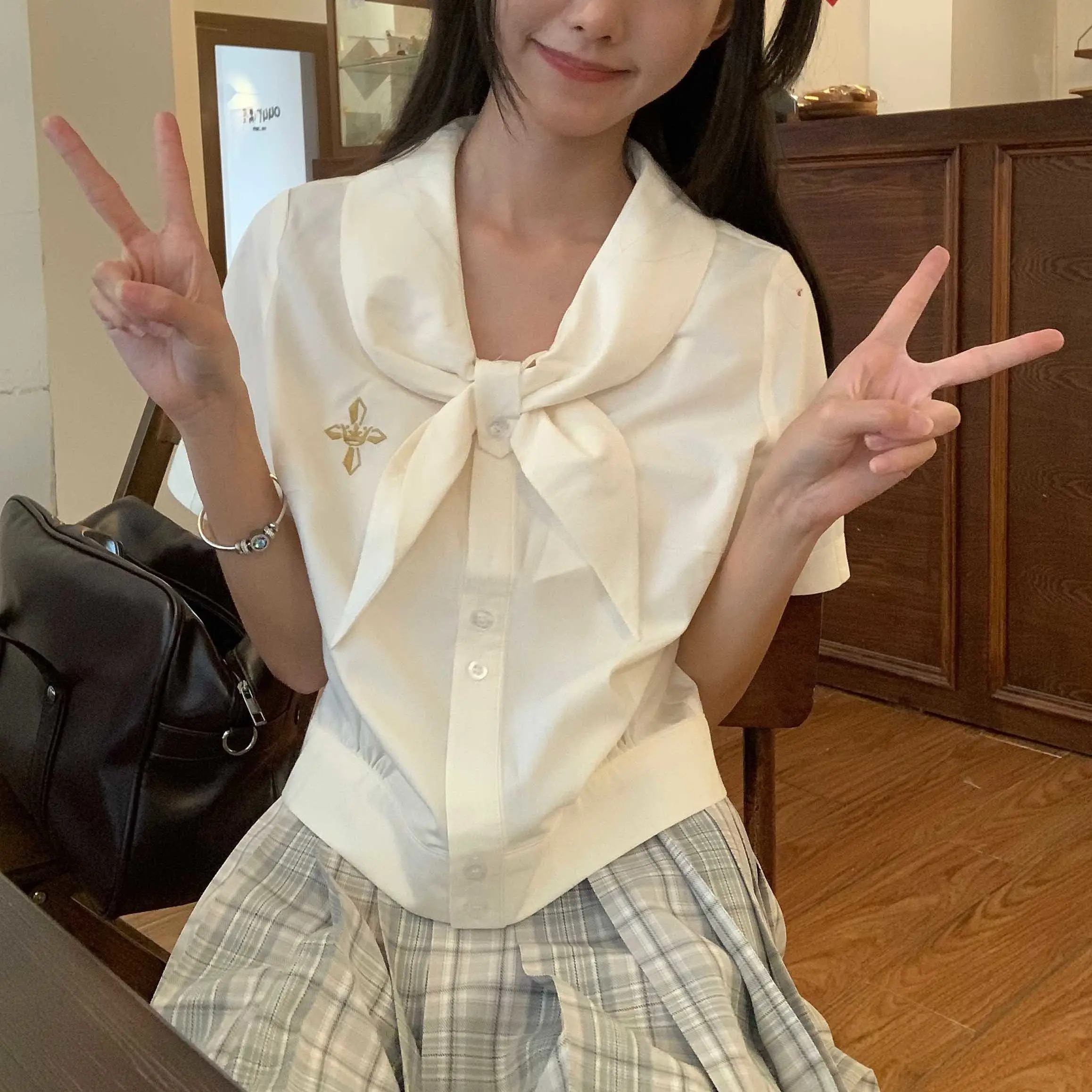 

Японская милая рубашка с заячьими ушками, короткая свободная униформа Jk, тонкая рубашка с короткими рукавами для женщин