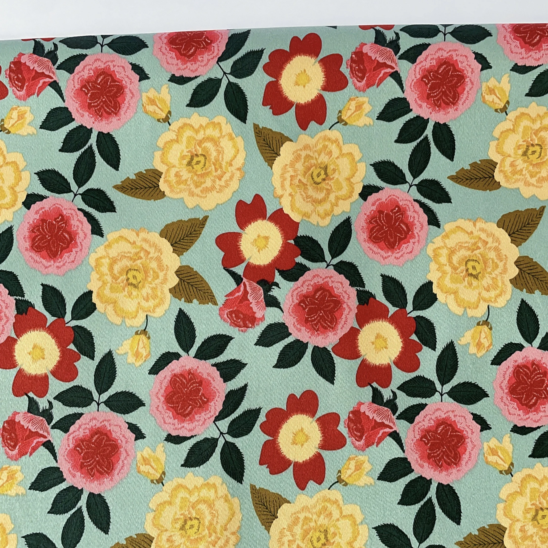 Satyna w kwiatowy wzór vintage – Vintage Sewing Textile recenzja i cena