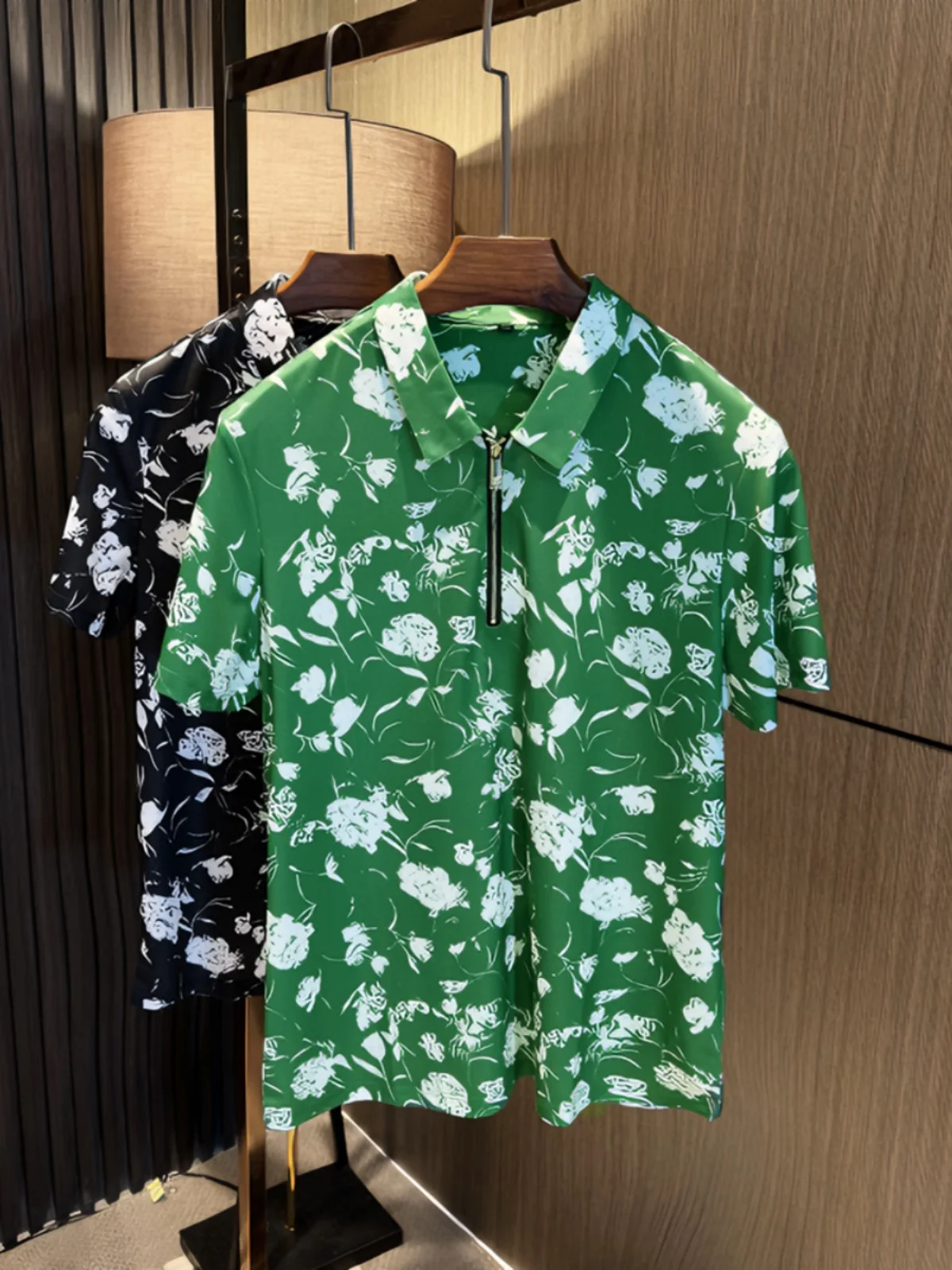 

Silky Cool Feeling! Summer Floral Print Men's High Faion f Zipper Collar ort Sve T-irt Breathable Lightweight Cas...