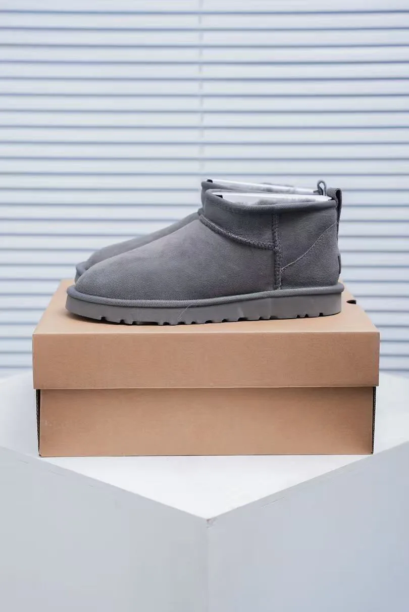 2025 New Australia Winter design mini snow boots Cow Suede Leather Women classic  Brand Ankle boots outdoors comfy sheep fur