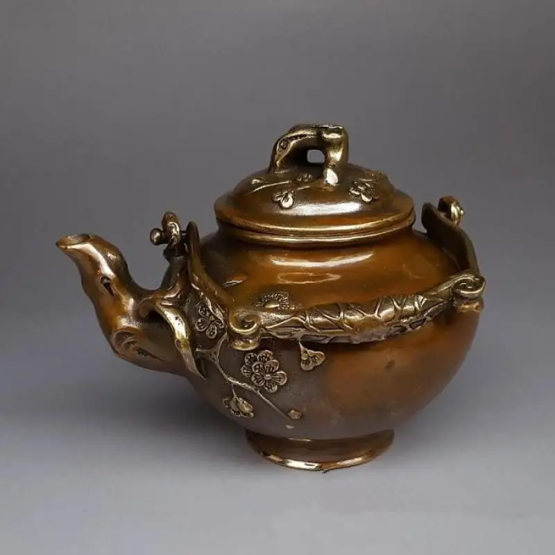 Brass Plum Blossom Teapot Statue Chinese Antique Copper Kettle Decorative Pot Home Desktop Ornament Collectible Craft
