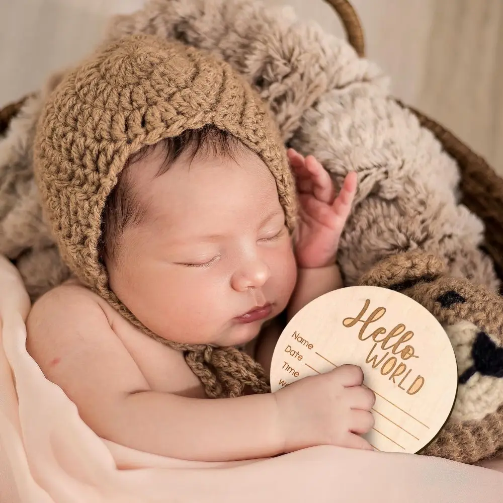 Baby Announcement Sign 15 cm Wooden Hello World Newborn Welcome Sign Birth Baby Name Plaques for Photo Props