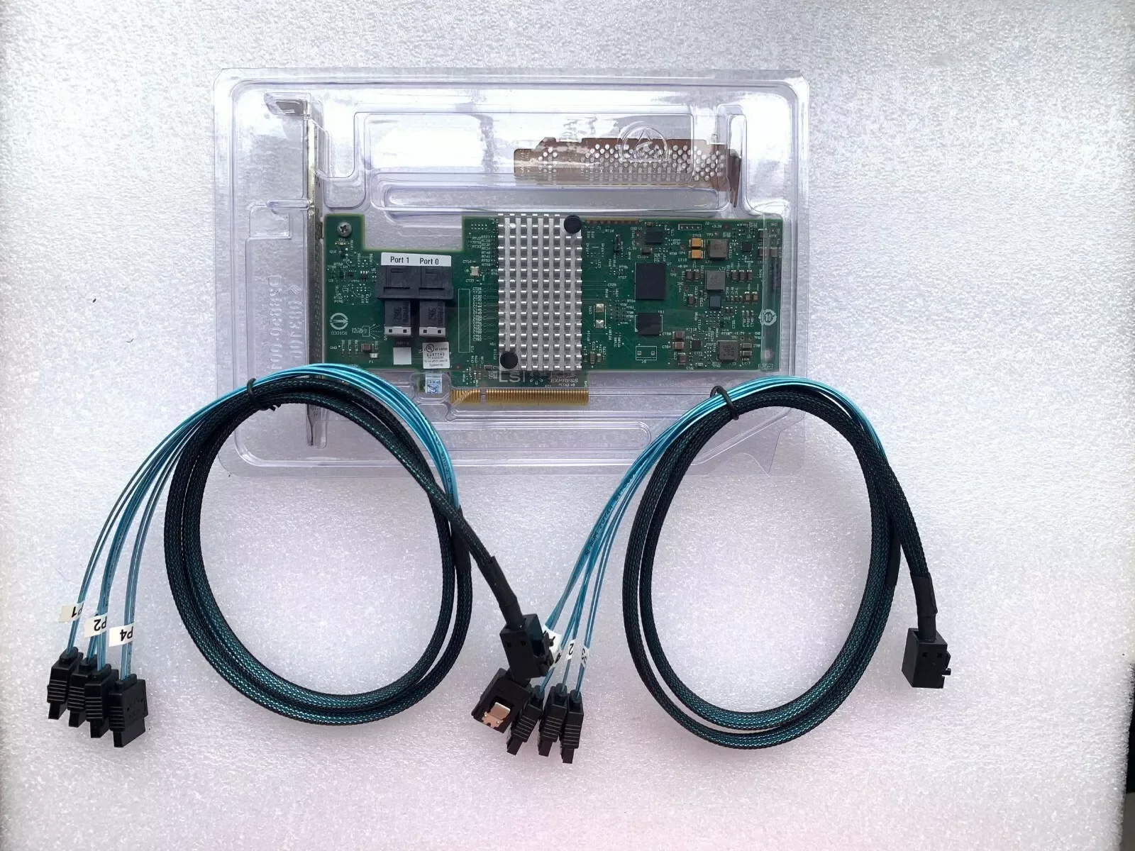 LSI 9302-8i 12Gbps SAS HBA IT mode ZFS FreeNAS unRAID +2* SFF-8643 SATA cable