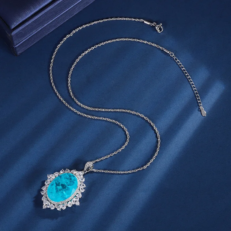 Jewelry Gold Plated European and American Style Colored Gems Dignified Pendant Necklace Big Denier Shape 18*25