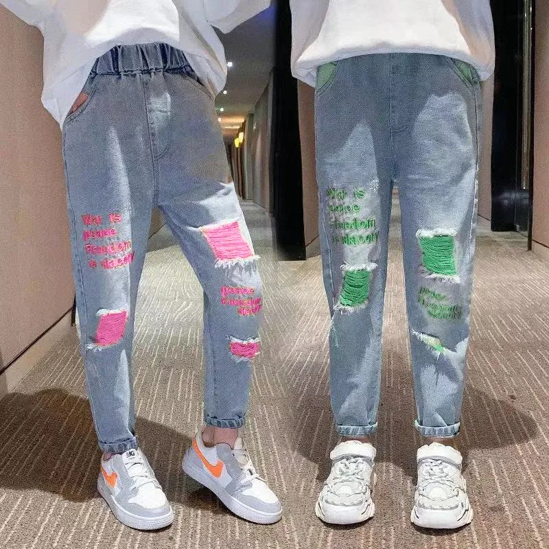 Girls' Jeans, Ripped Denim Long Pants, Soft and Slightly Elastic, Perfect for Spring Daily Activities, Children's Pants, Machine