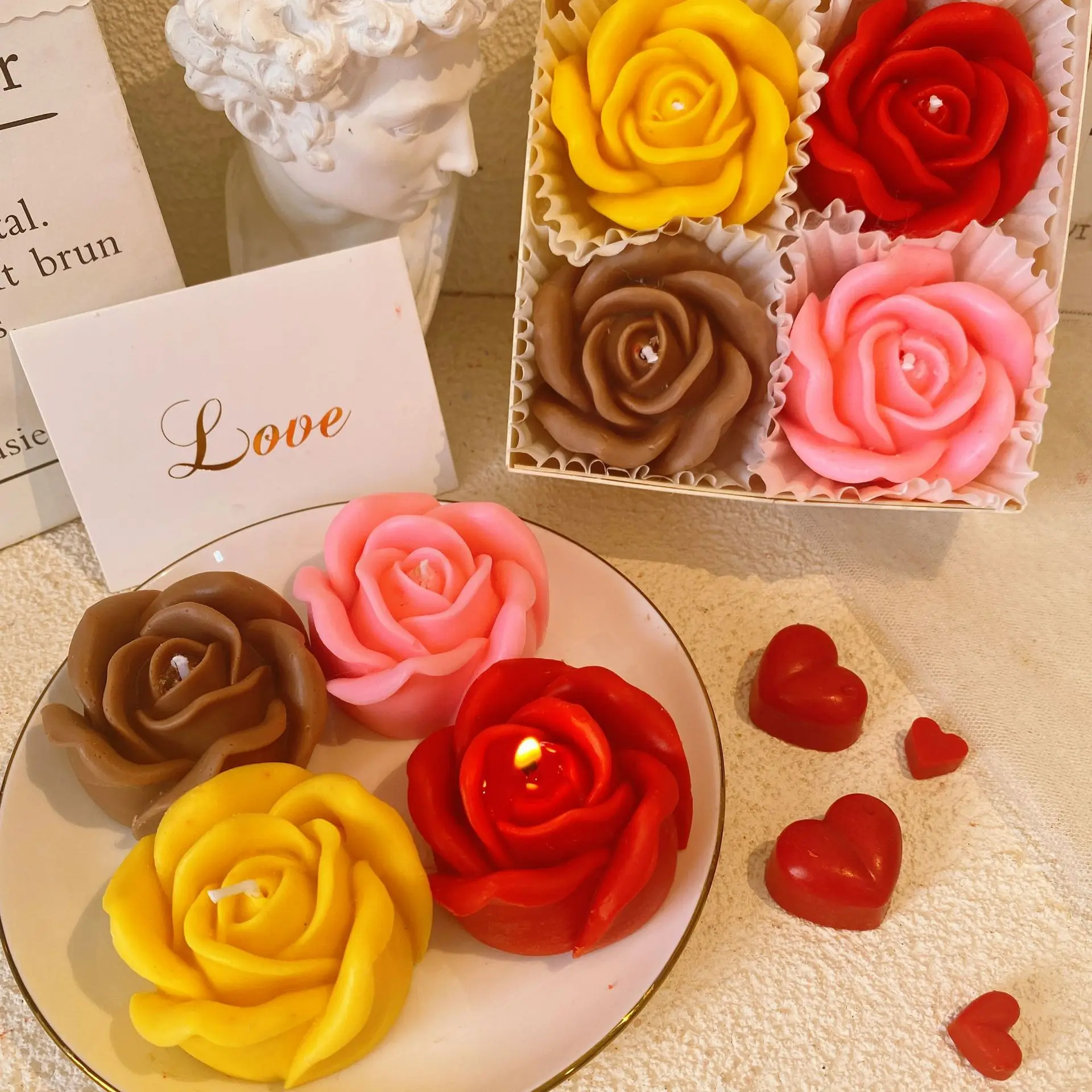 

4 PCS Scented Candle Valentine's Rose Set Candle Aromatherapy Candle Creative Romantic Atmosphere Home Decoration