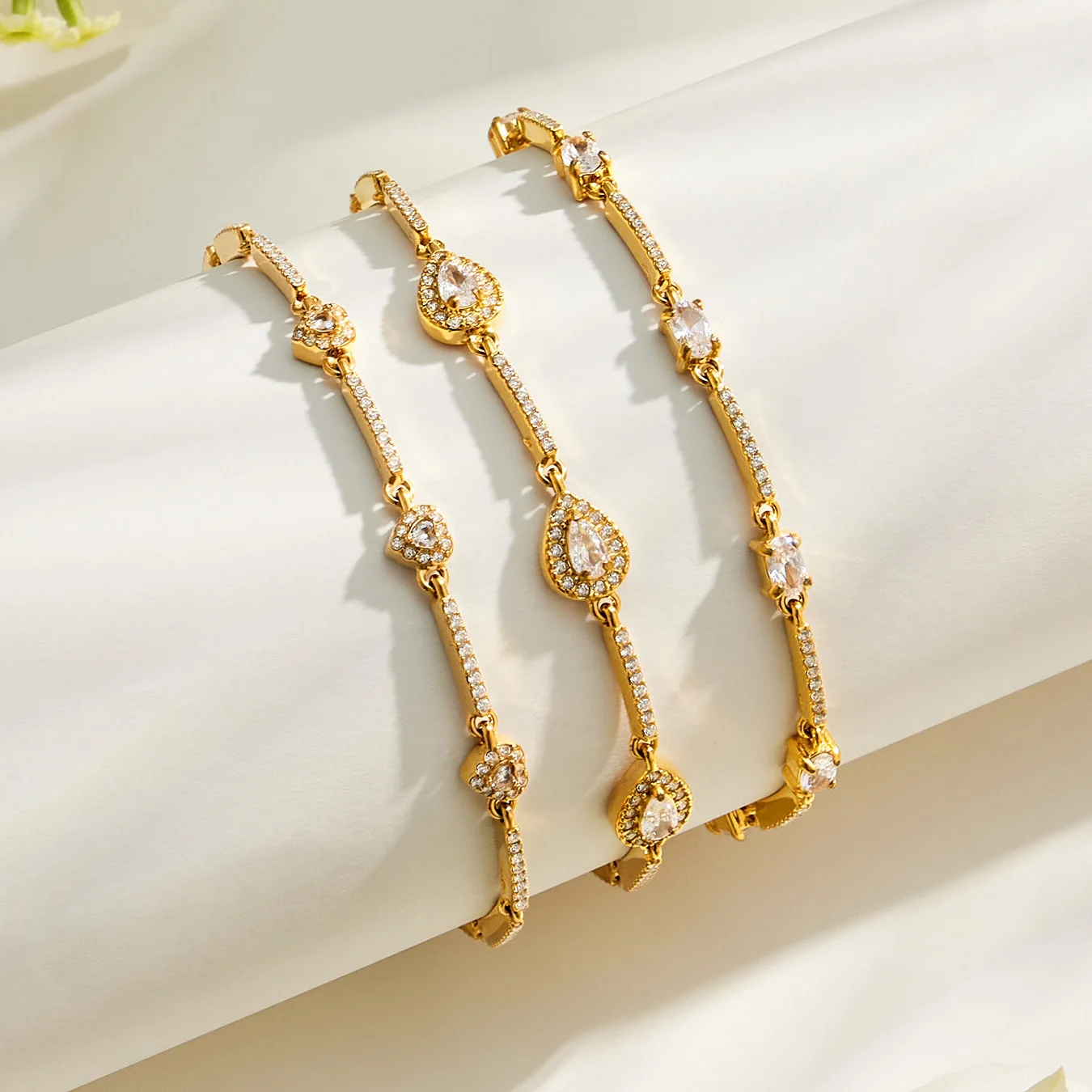 Funkelndes CZ-Armband, Edelstahl-Kettenarmband, quadratisches Herz-Tropfen-Zirkon-Armband, 18k vergoldete Armbänder für Damen – Detail 10