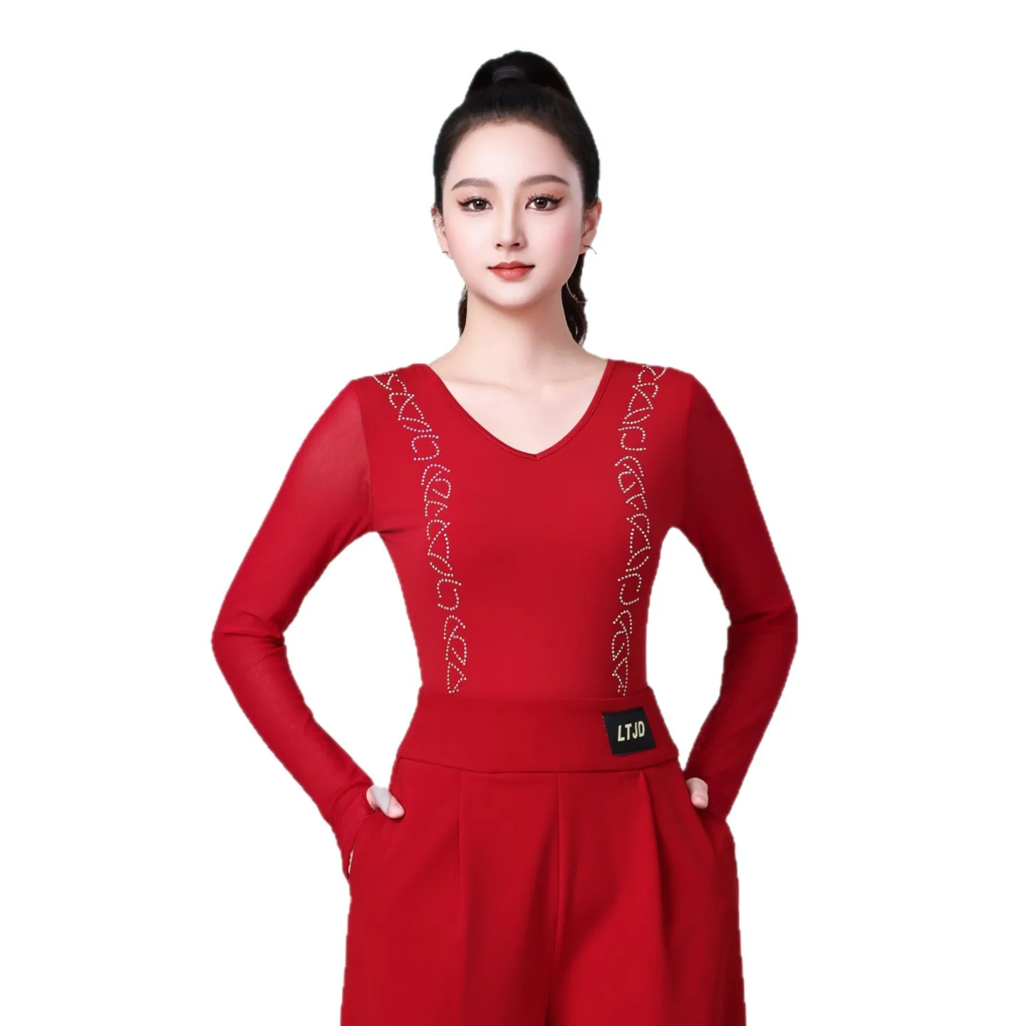 

Новый женский танцевальный комбинезон для латиноамериканских танцев Four Seasons 2025: топ с V-образным вырезом и длинными рукавами для тренировок