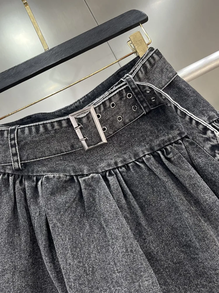 DEAT Women Denim Skirt High Waist Wide Belt Dark Grey Irregular Patchwork Short Ball Gown Skirts 2024 Autumn New Fashion 29L7762