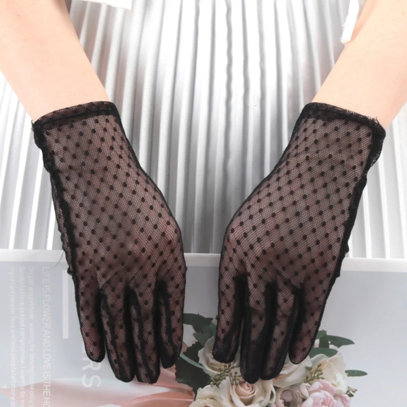 New Women Vintage Sheer Short Lace Gloves Driving Thin Lace Sunscreen Gloves Female Short UV Protection Goth Party Bride Mittens