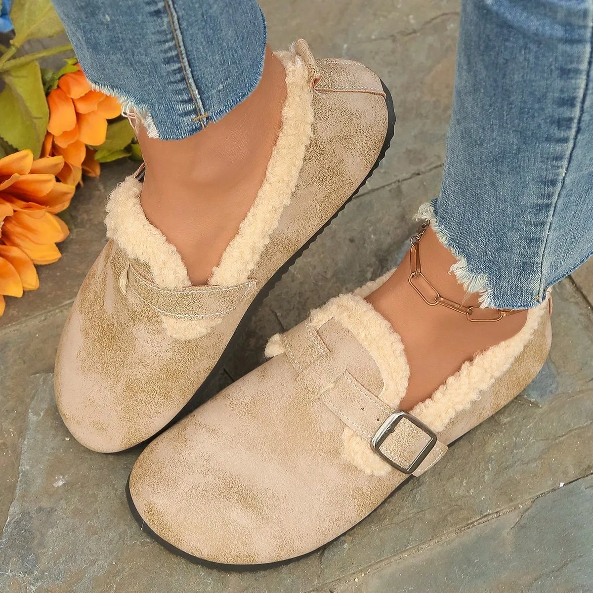Herbst Winter Frauen Schnee Stiefel Neue Casual Flache Stiefel Frauen Mode Weiche Slipper Komfort Warme Plüsch Slip auf Baumwolle Schuhe Weibliche