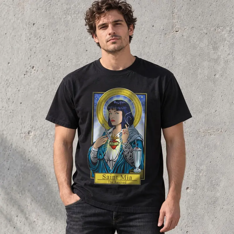 パルプ・フィクションの映画グラフィックtシャツ、90年代のレトロな映画プリントtシャツ、クエンティン・タランティーノ監督の名作映画をモチーフにしたユニセックスの半袖シャツ。