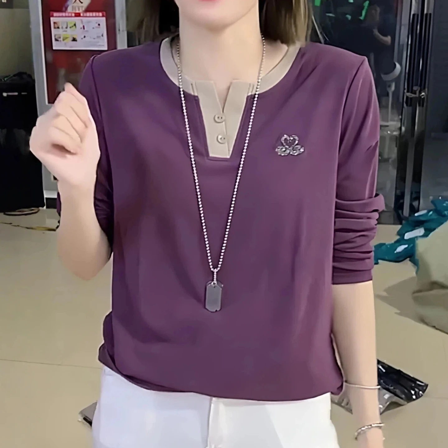Elegant Diamond Embedded Long Sleeve Base Shirt Women's Fashionable Thin Casual Age-defying Top Mommy's Outfit Commute Style