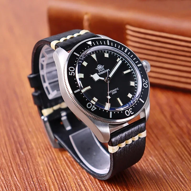 ADDIESDIVE Business Sapphire PT5000 Automatic Mechanical Watch Sports bubble mirror pot cover glass Luminous 20Bar Diver Watches