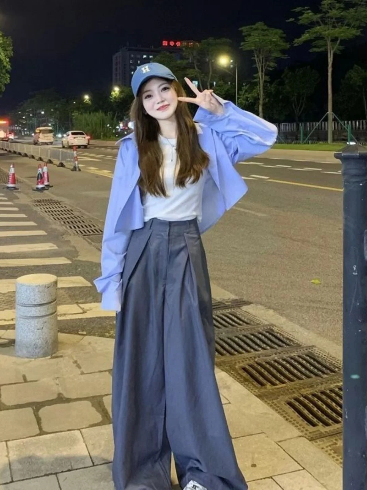 

Blue Short Sleeve Long Shirt Spring Fashionable Elegant Style Korean Feel Polyester Material Straight Cut Collar Button ...