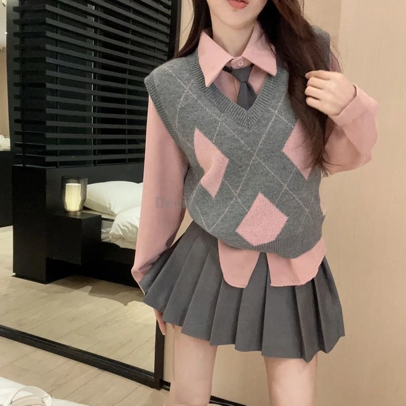 

2025 sweet warm patchwork warm knitting vest pink long sleeved shirt classic versatile pleated skirt academy style jk uniform