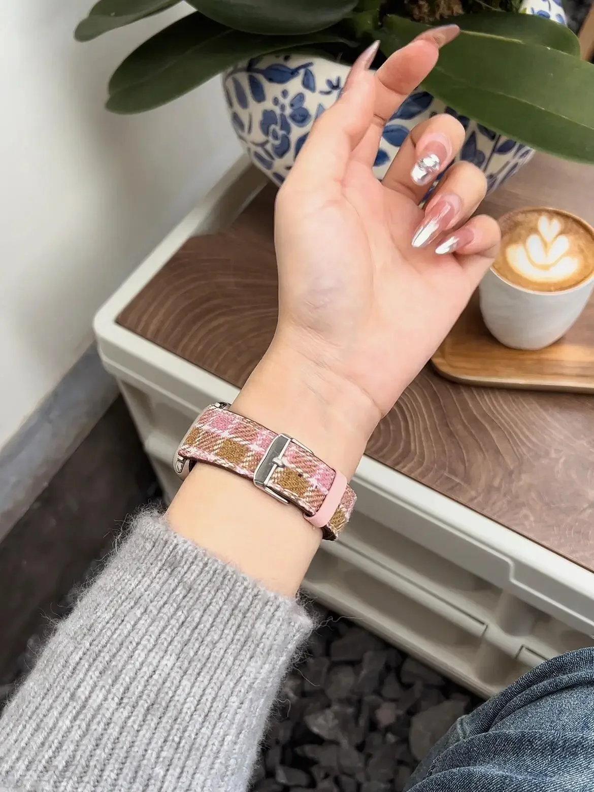 Nice Leather link For Apple Watch band women Series Ultra 10/9/8/7/6/5/4/3/2/1 SE 38mm 40mm 41mm 42mm 44mm 45mm 46mm 49mm Strap