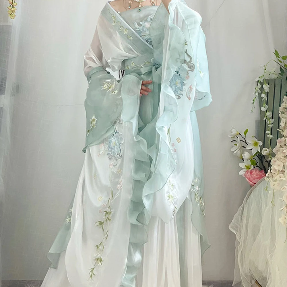 Wei, Jin, Southern and Northern Dynasties Embroidered Hanfu Big Sleeve Robe Qi Waist Robe Dress Ancient Costume Set Fairy