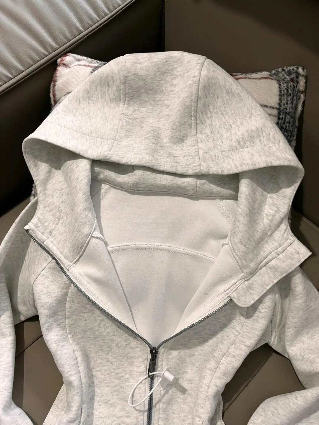 Thumbnail 2 - #2 Cheap Womens Casual Zip Jackets Worth Buying