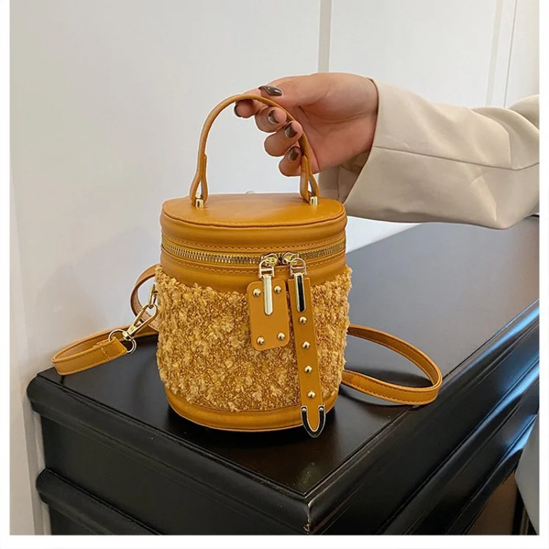 

Elegant Leather Women's Tote Bag High-End Luxury Brand Trendy Design Casual Daily Vintage Commuter Bag