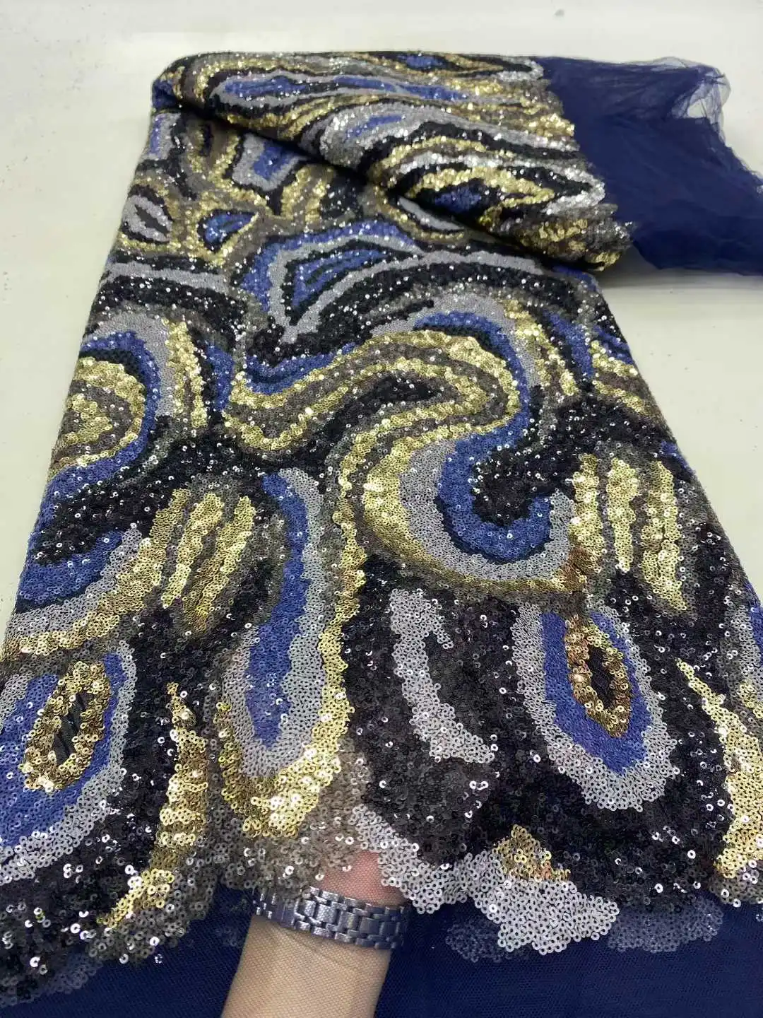 

African Mesh Lace Fabric 2025 Wholesale French Lace Fabric High Quality Nigerian Tulle Glitter Sequins Lace Material For Wedding