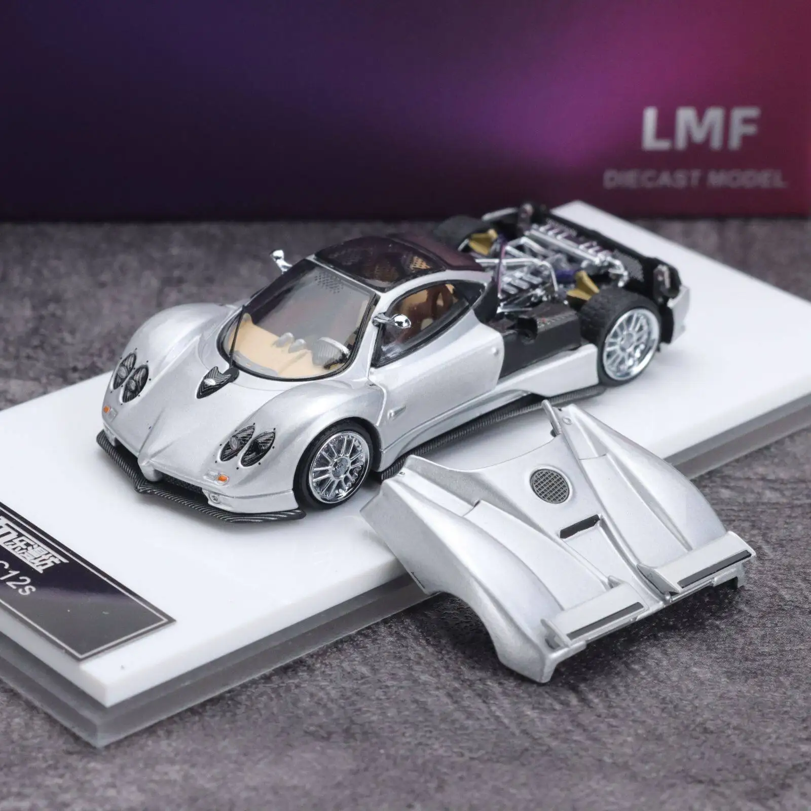 

LMF 1:64 Модель автомобиля Pagani Zonda C12s из сплава * В наличии