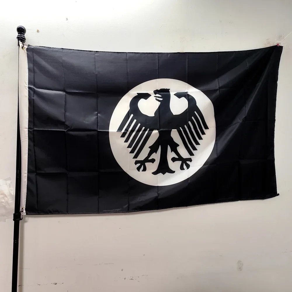 

High - Quality Polyester Eagle Flag Banner - Ideal for Indoor & Outdoor Party Decor, Garden Decoration, 90x150cm Tapestry