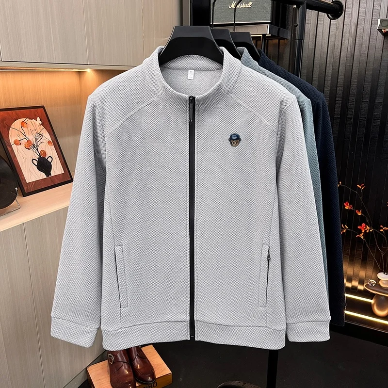 Herren-Herbstjacke, neue Mode, bestickt, Stehkragen, Reißverschluss, winddicht, warm, einfarbig, langärmelig, Business-Herrenbekleidung – Detail 3