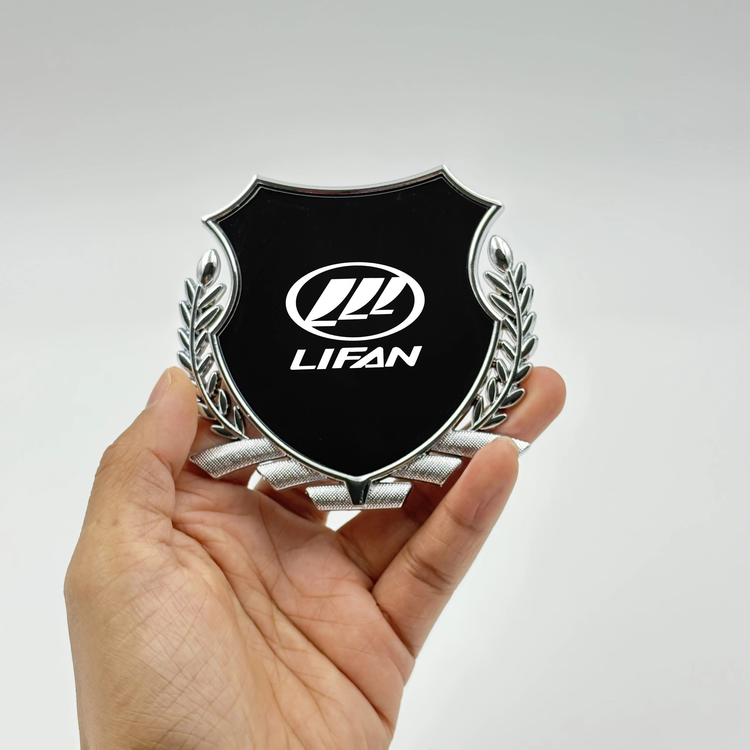 3D Metal coche maletero ventana emblema lateral insignia pegatina para Lifan Solano X60 X50 520 620 320 2020 125cc accesorios de coche