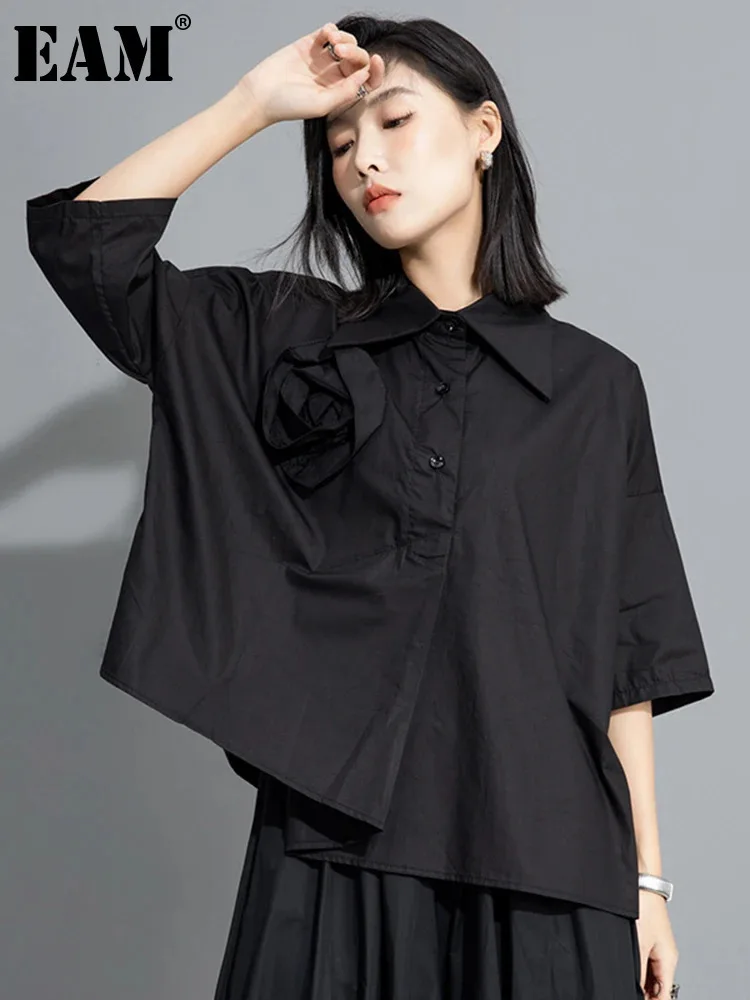 [EAM] Women Black Flower Big Size Irregular Elegant Blouse New Lapel Short Sleeve Shirt Fashion Tide Spring Summer 2024 1DH5957