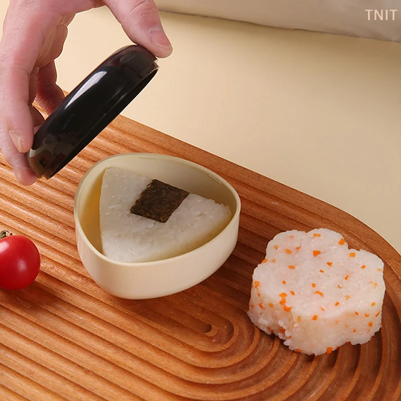 [J] Triangle Rice And Vegetable Roll Mould Bento Box Japanese Bento Kitchen Gadget Onigiri Maker Frame Kit Tools Sushi Lunch Box