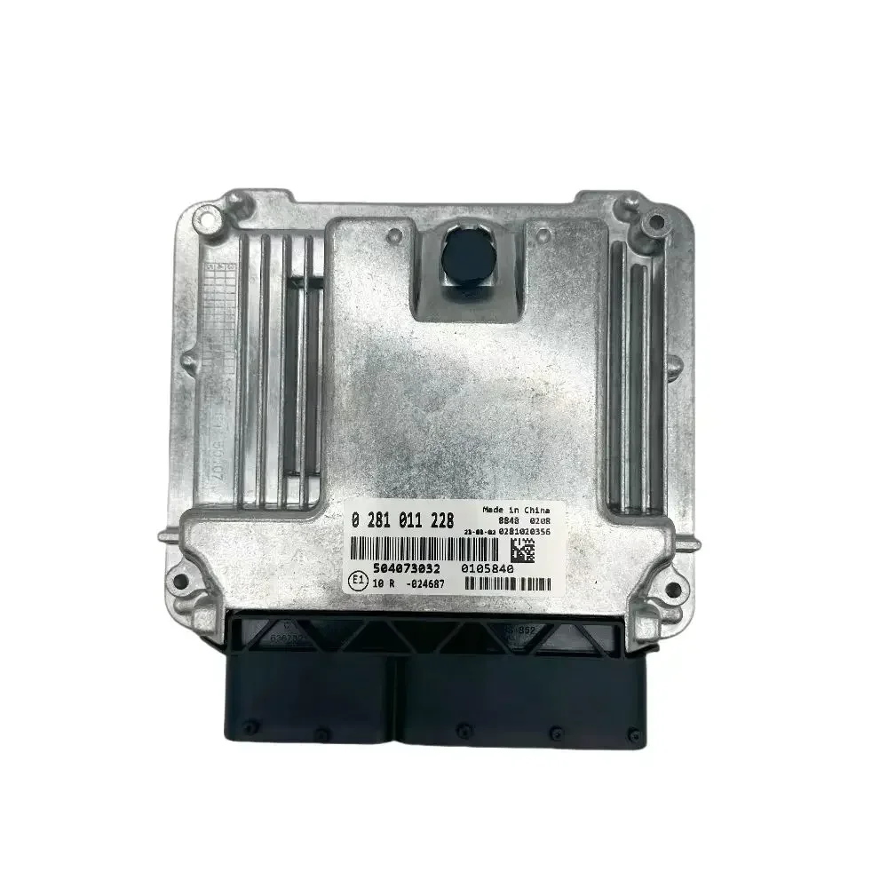 0281011228 Scheda computer motore originale ECM Modulo di controllo elettronico adatto per IVECO EDC16C8 504073032