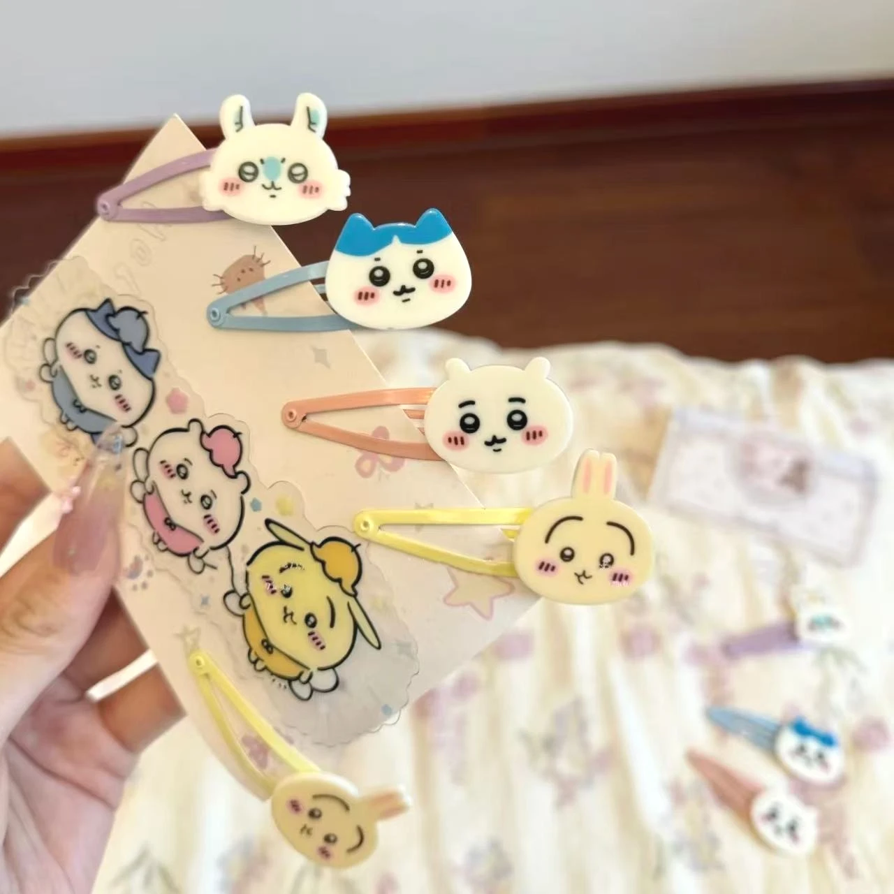 jiyiBB Side Parting Hair Clip Sweet and Adorable Hair Clip with A Feminine Touch Suitable for All Occasions in Stock Gift view 4