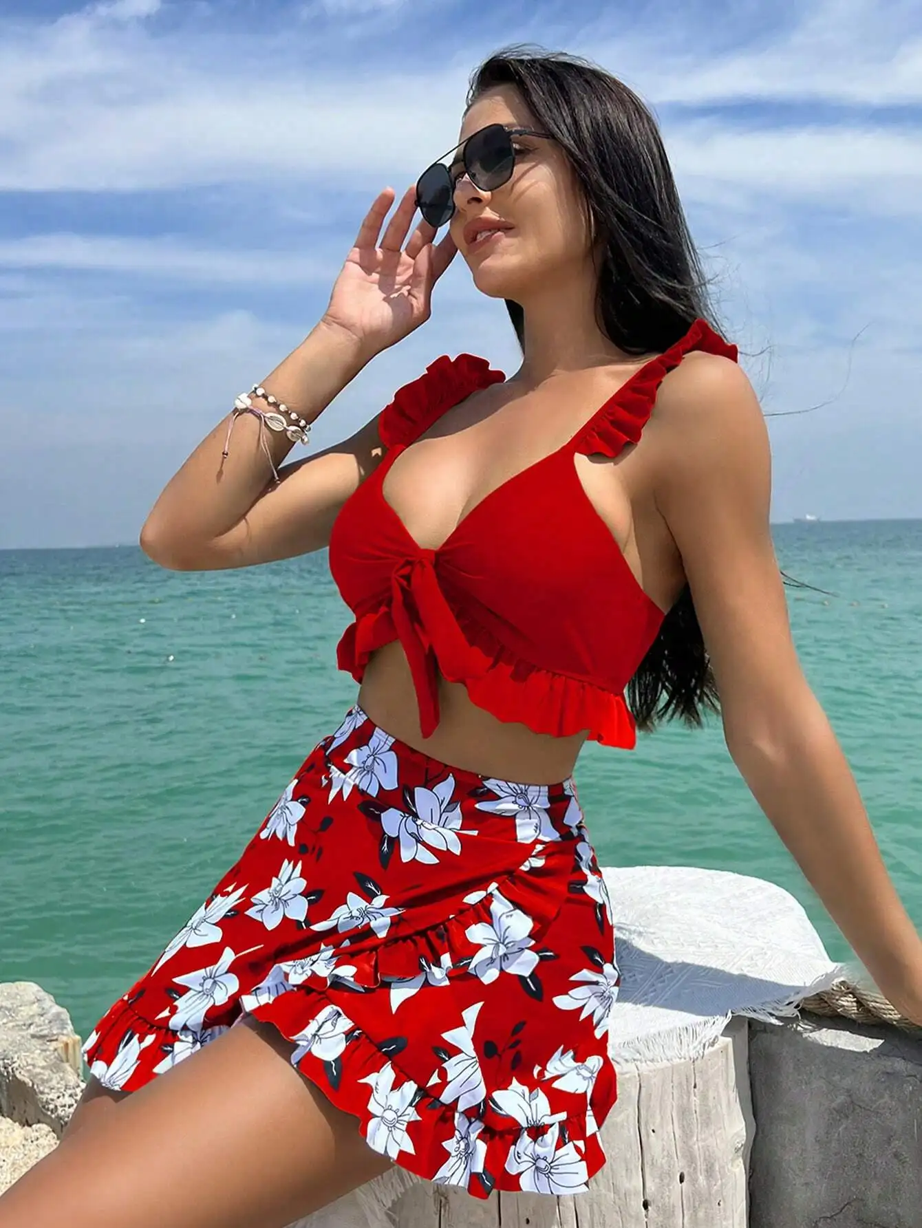 

Red Floral Ruffled Tankini Swimsuit Set For Women