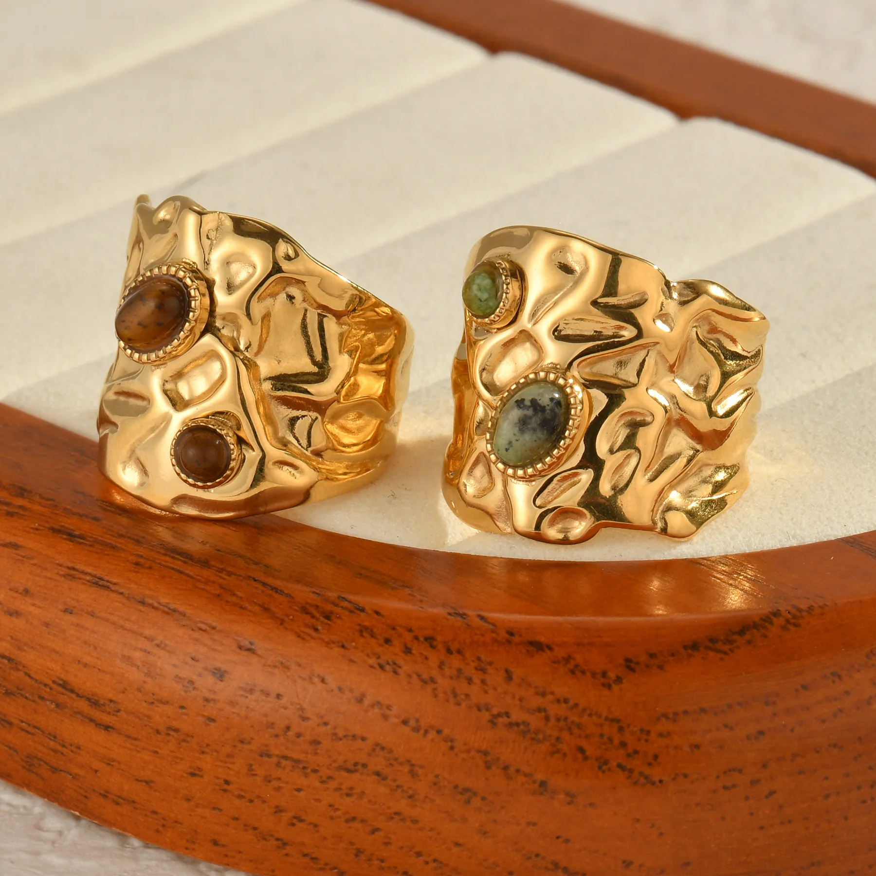 Freeteeme Irregular wrinkled Open Ring for Women 18K Gold Plated Stainless Steel Inlaid Green Stone Rings Jewelry Christmas Gift
