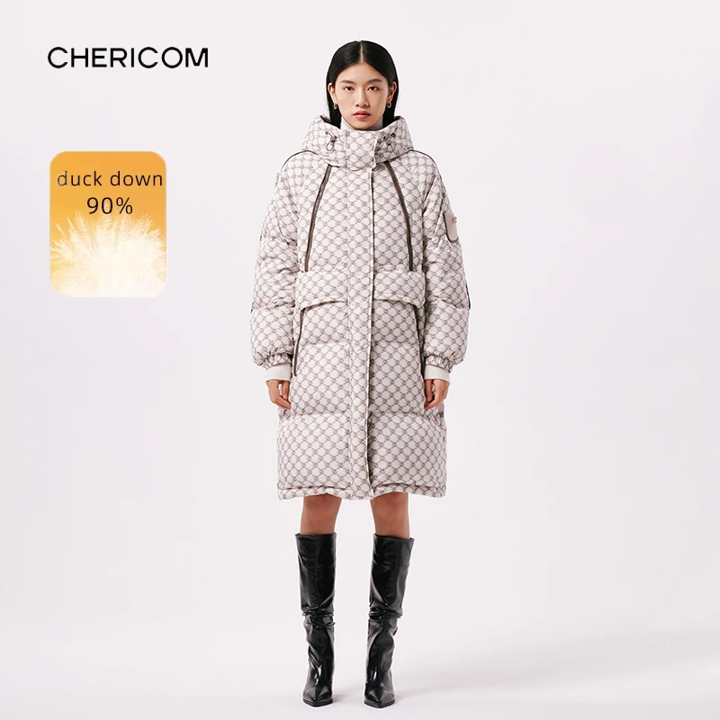 

Chericom теплое пуховое пальто средней длины с капюшоном и большими карманами на клапанах, свободная подкладка на утином пуху, новинка 2025, женская куртка Y299187Y
