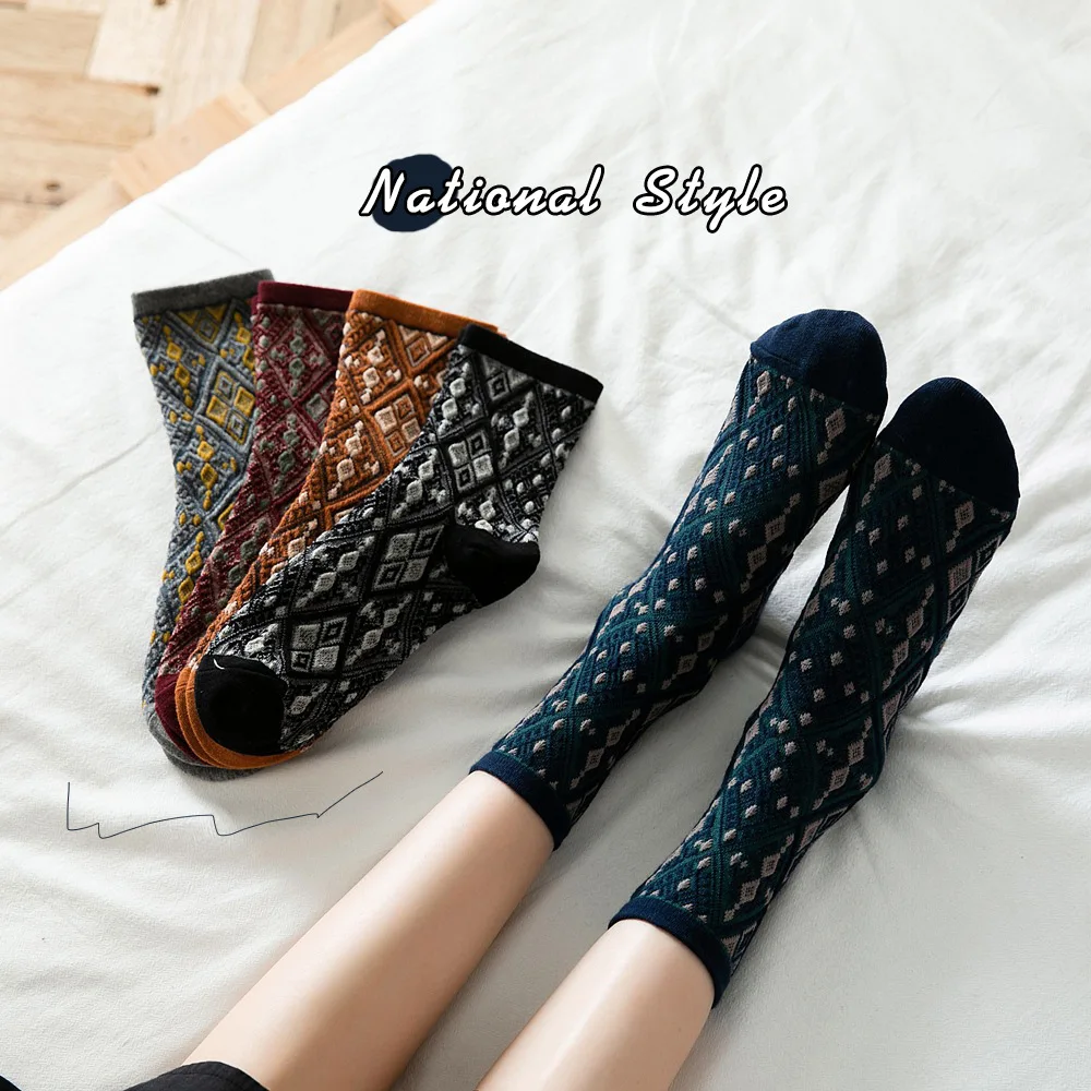 Women Retro Cotton Rhombus Socks Plaid Vintage Streetwear Crew Stockings Fashion Embroidery Ethnic Harajuku High Long Socks