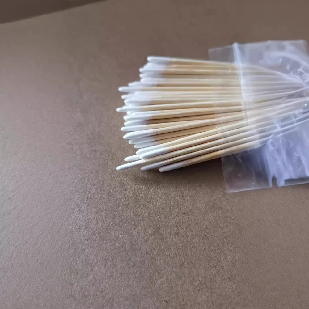1000 pz Micro Legno Tampone di Cotone Strumenti di Estensione Delle Ciglia Tatoo Microblading Pulizia Bastoni di Legno Cosmetico Spazzola di Cotone Germogli Punta