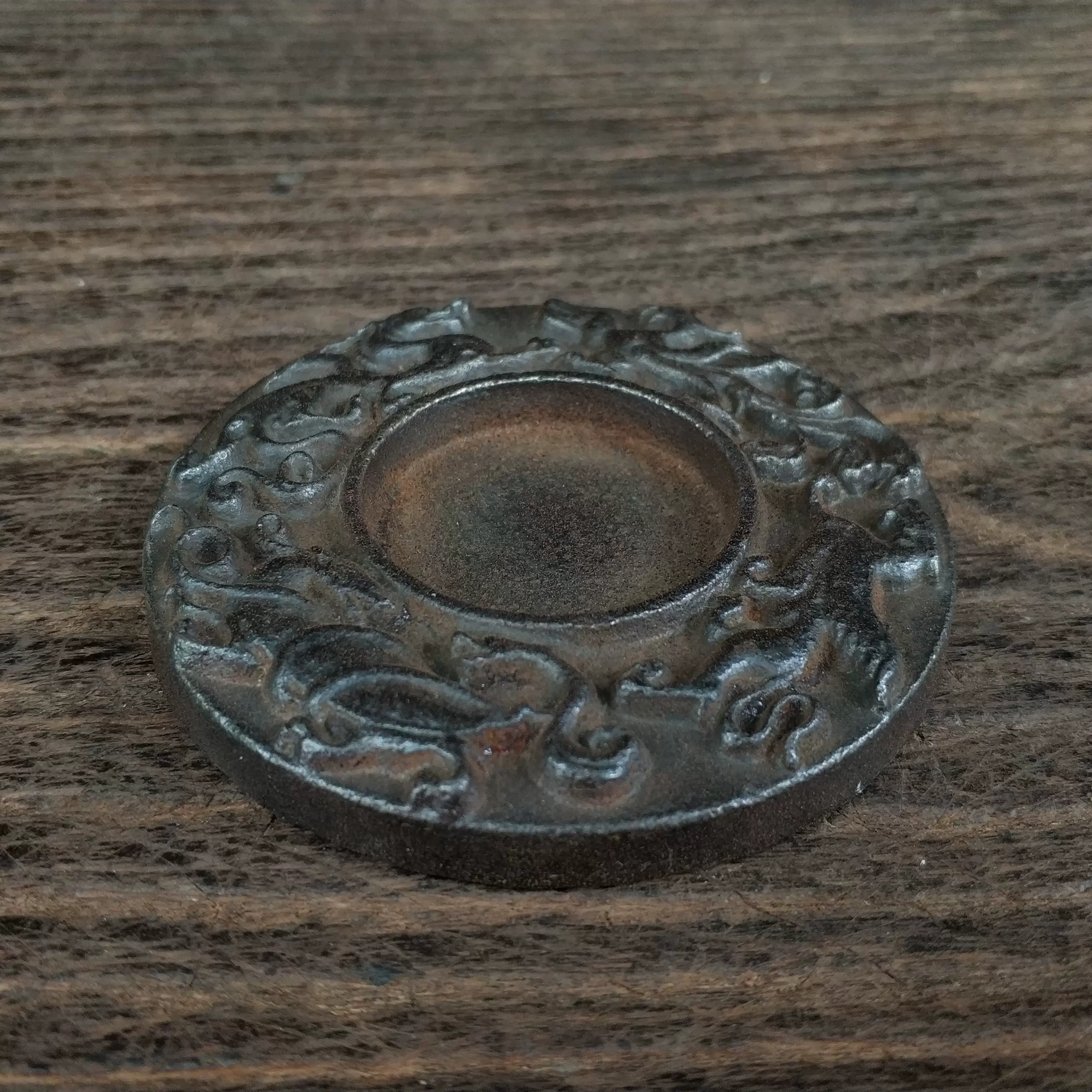 8.4cm Chinese Ancient Animals Four Divine Beasts Statue Ironware Decoration Inkstone Home Decoration Crafts