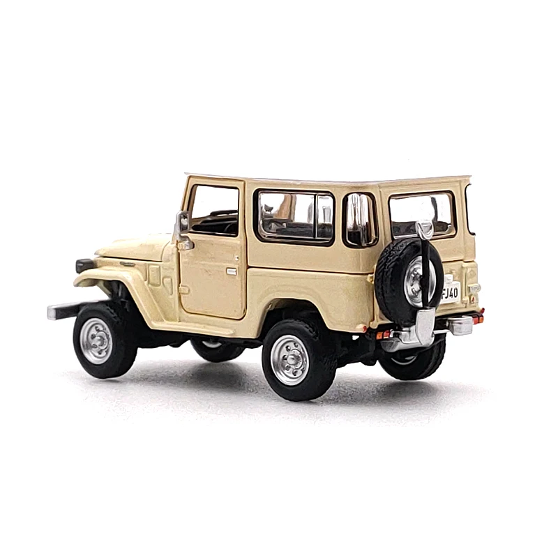 Diecast Original 1:64 Scale Toyota Land Cruiser 4-drive SUV LC40 FJ40 Simulation Alloy Car Model Static Collectible Toy Gift