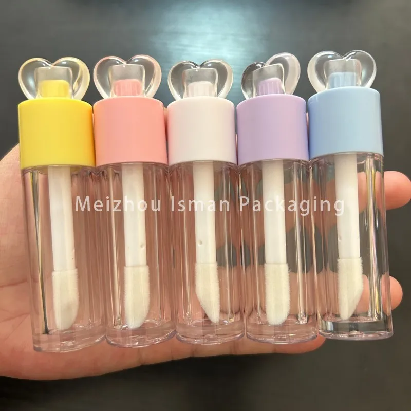 50Pcs Wholesale 7ml White Pink Yellow Blue Purple Heart-Shaped Clear Lipgloss Tubes with Big Wand for Cosmetics Packaging