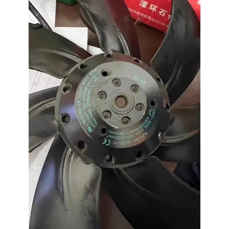 S2D300-AP02-50 AC400V Original Fan M2E068-DF