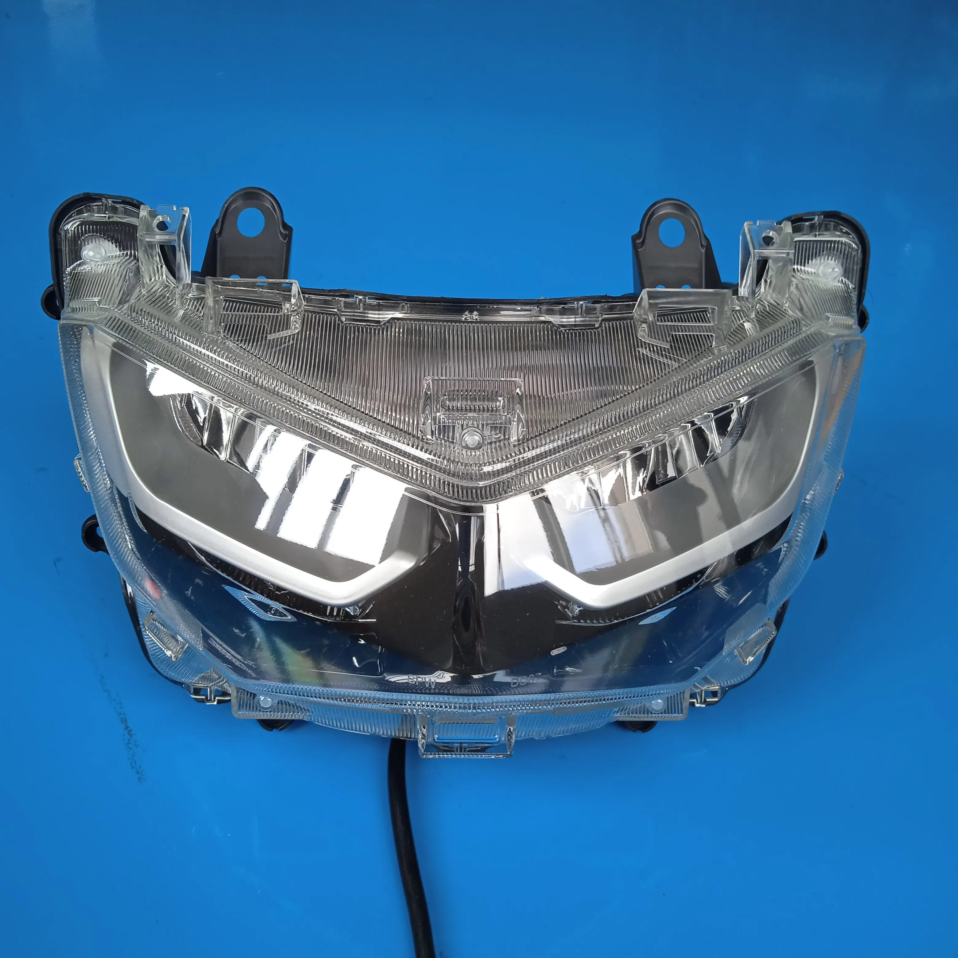 

NMAX 155 2020 headlight E mark Motorcycle accessories Headlight original Front Headlamp for Yamahas Nmax 125 V2 2020 2021 parts
