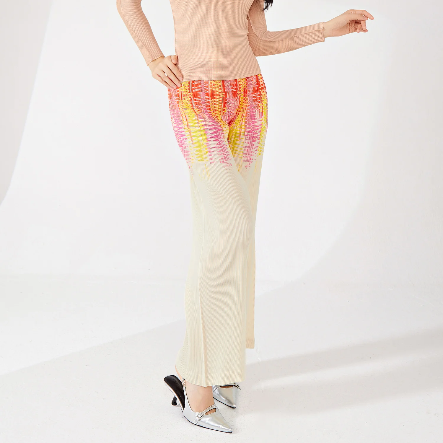 Women's Fashionable Casual Style Pleated Straight Wide Leg Pants Loose Stretch Printed Elastic Waist and Woven Fabric