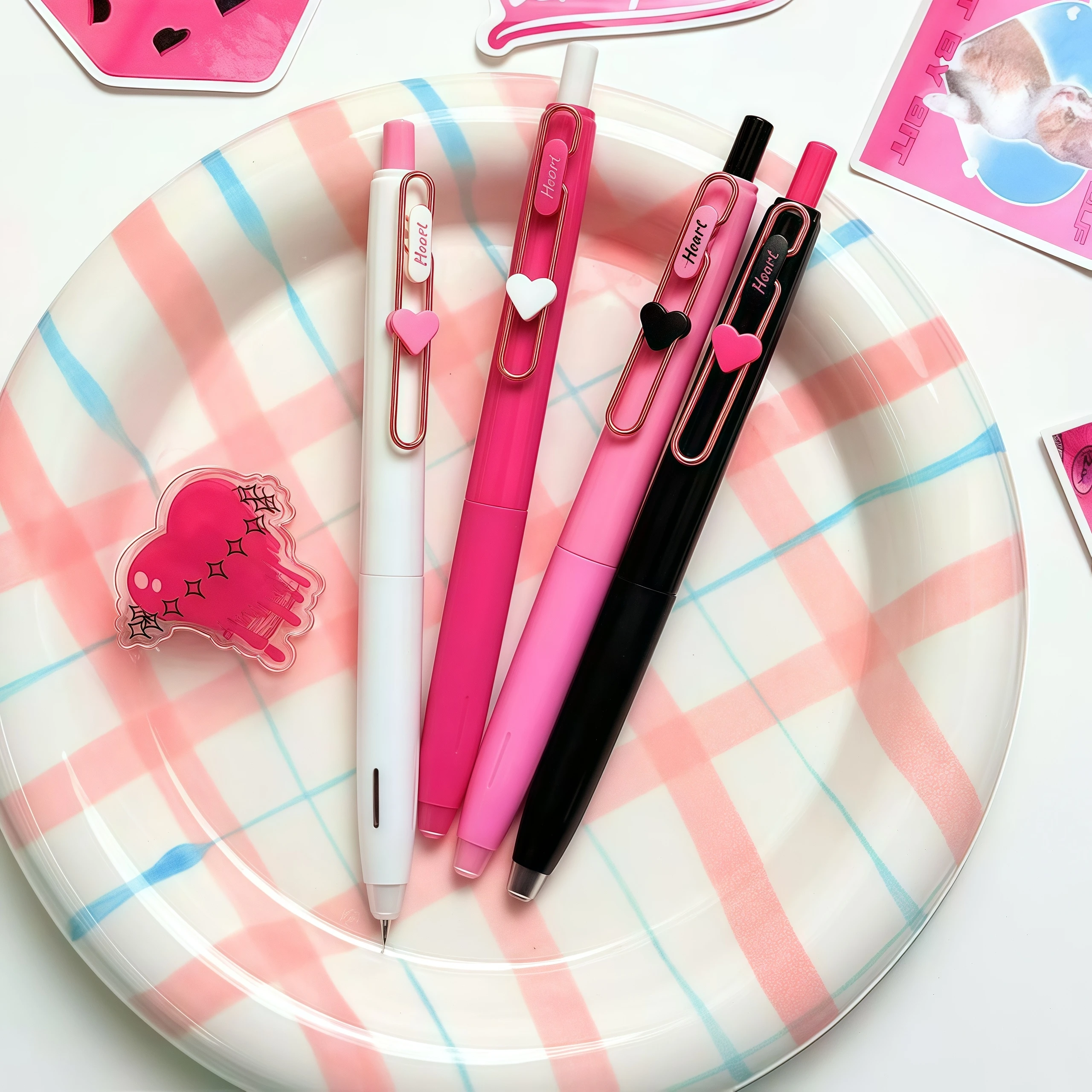 4pcs Pink Heart Gel Pens Set Sweet Design 0.5mm Ballpoint Quick Dry Black Color Ink for Writing Girl Valentine Gift A3007